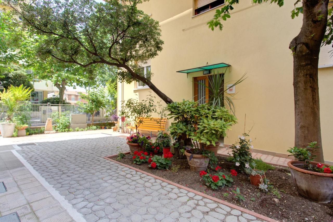 Alloggio Nella Rimini Ngoại thất bức ảnh